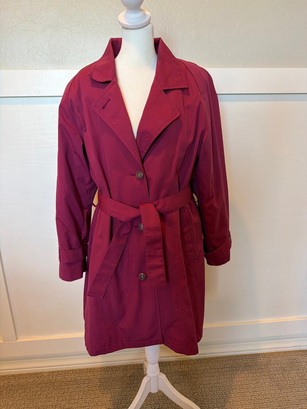Vintage London Fog Women’s Belted Trench Coat Burgundy Wine Mid Length Coat - 14